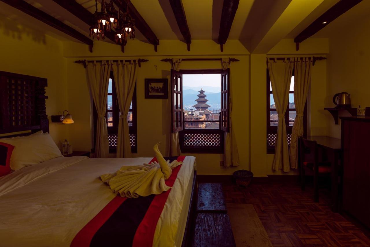 Vajra Guest House&Restaurant Bhatgoan 外观 照片