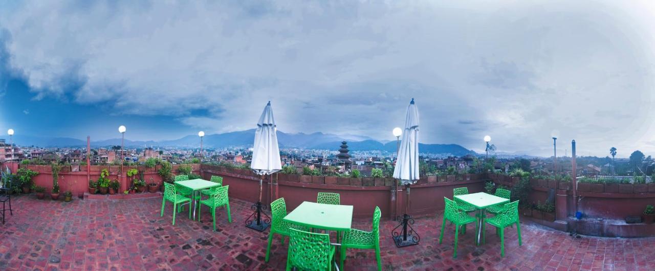 Vajra Guest House&Restaurant Bhatgoan 外观 照片